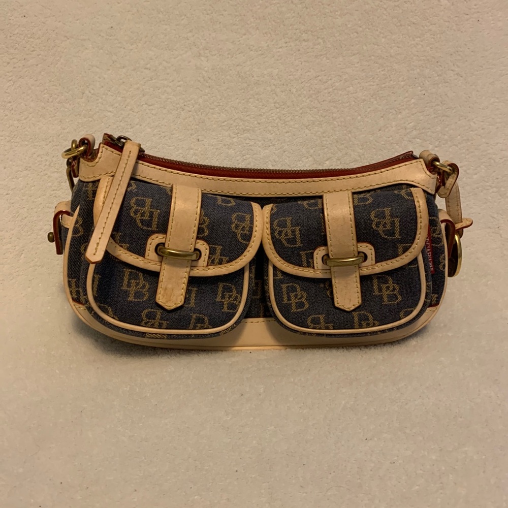 Dooney and Bourke purse